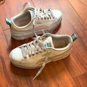 Platform puma sneakers